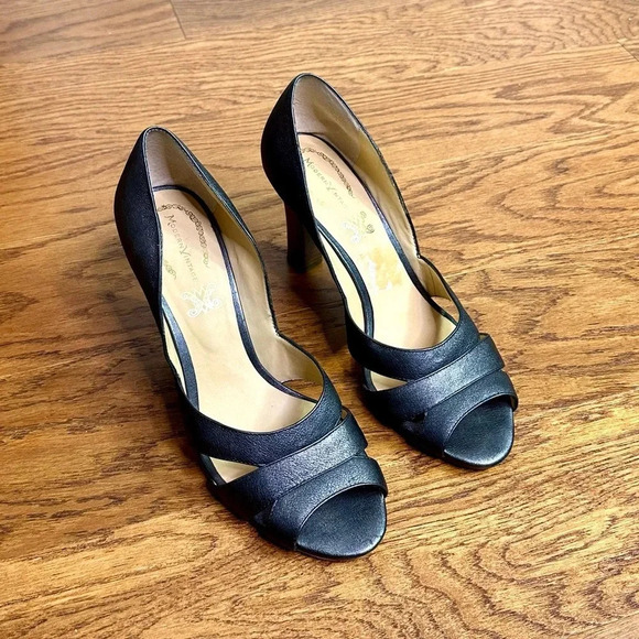 Modern Vintage Vero Cuoio Black Women’s Leather Heels Size 8 - Picture 1 of 8